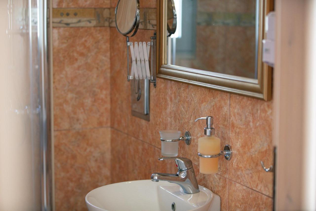 Evgoro Luxury Suites Αγία Γαλήνη Εξωτερικό φωτογραφία